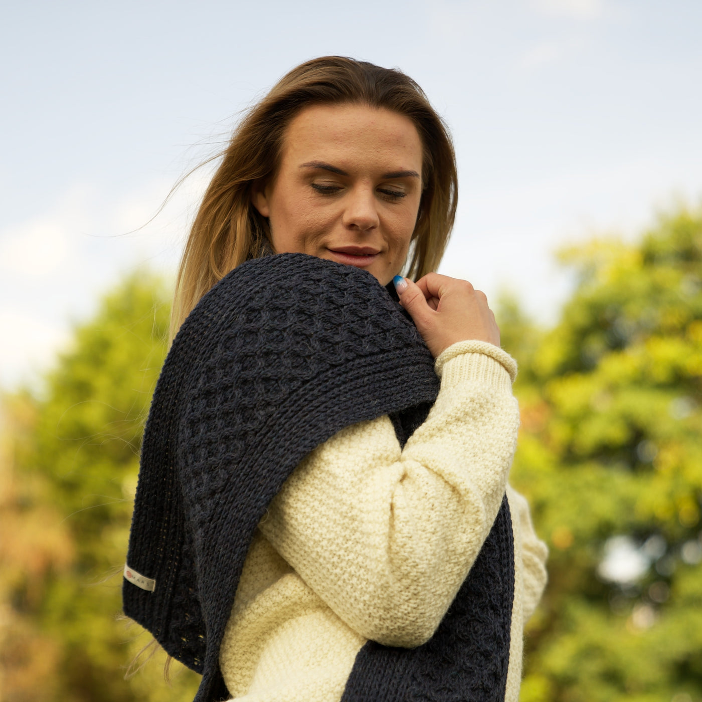 British Wool Long Honeycomb Scarf - Denim