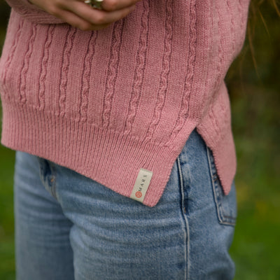 Merino Wool Cable Crew Jumper - Rosa