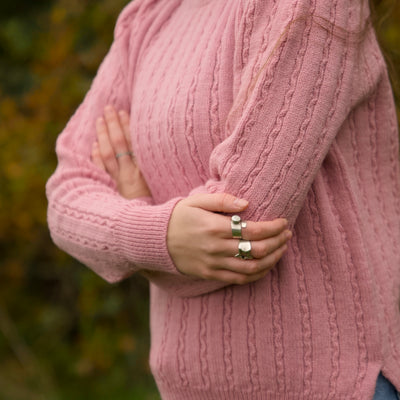 Merino Wool Cable Crew Jumper - Rosa