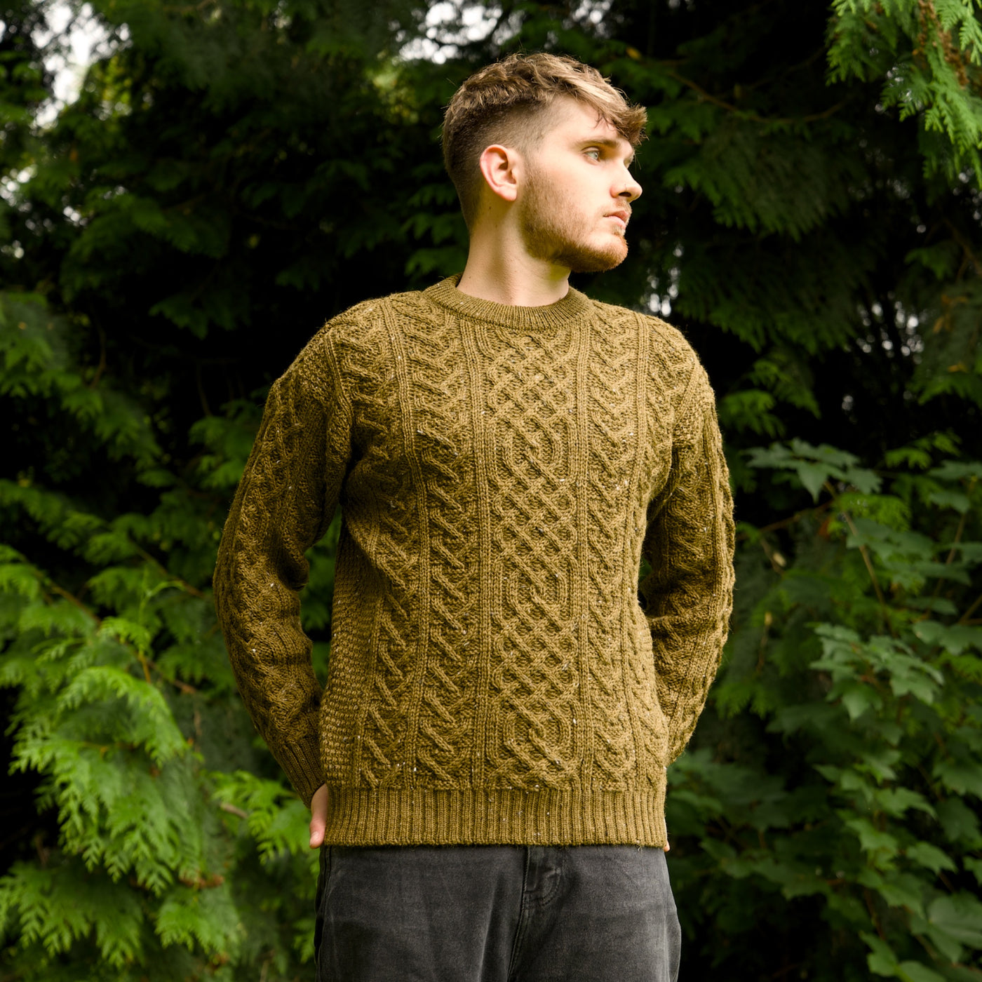 British Wool Aran Cable Jumper - Khaki Nepp