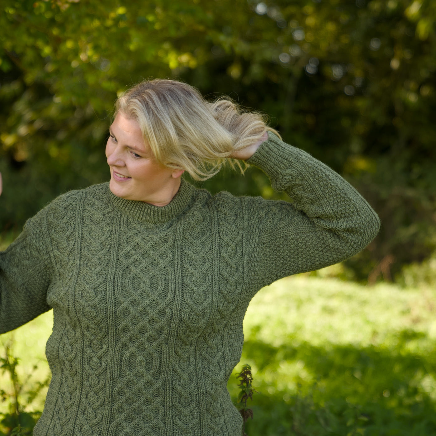 British Wool Aran Cable Jumper - Dark Apple