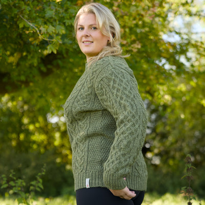 British Wool Aran Cable Jumper - Dark Apple