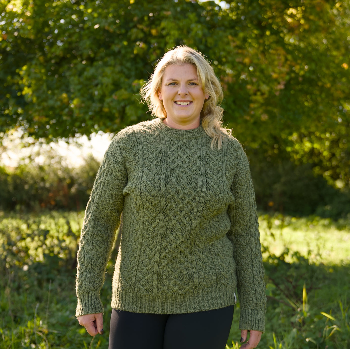 British Wool Aran Cable Jumper - Dark Apple