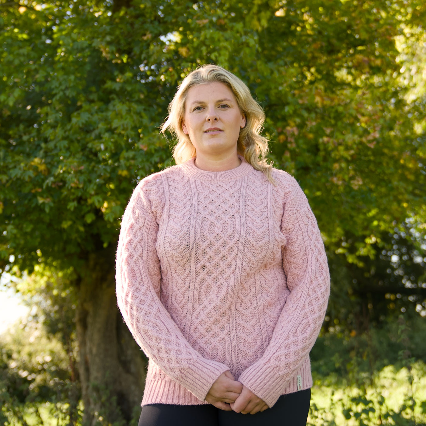 British Wool Aran Cable Jumper - Rose Mix