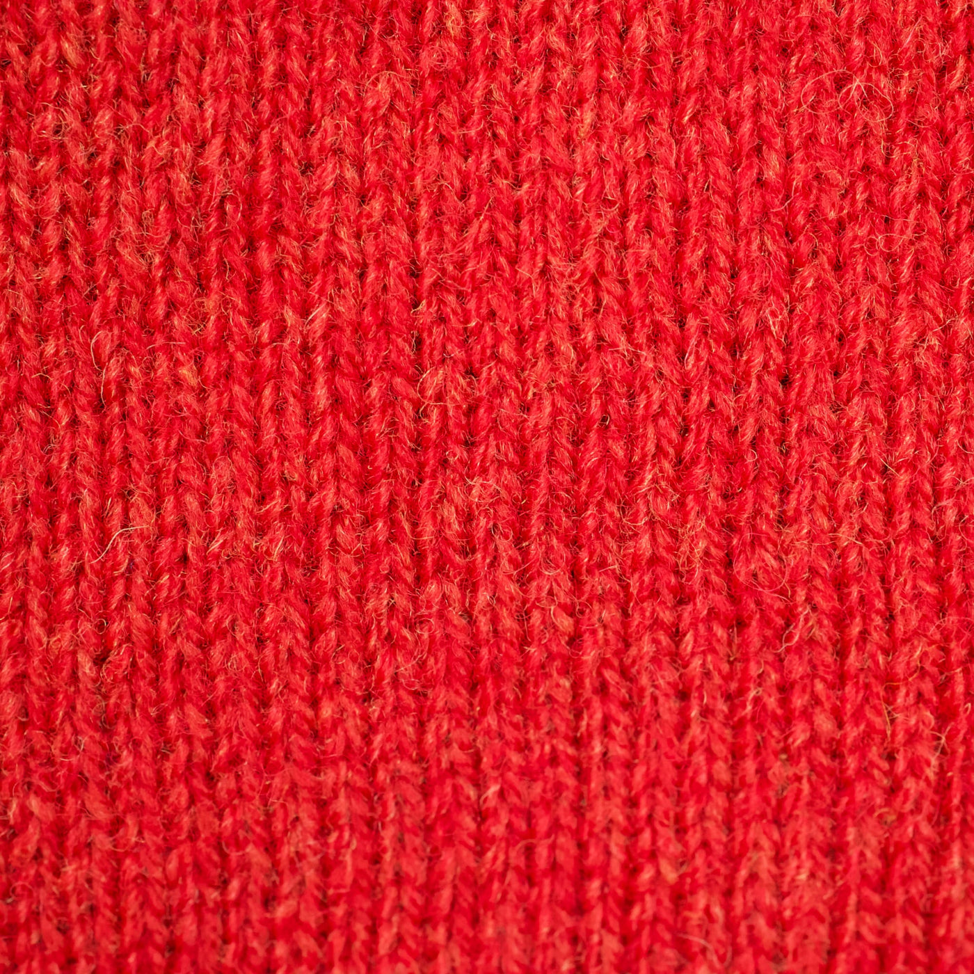 Supersoft Seamless Crew - Scarlet